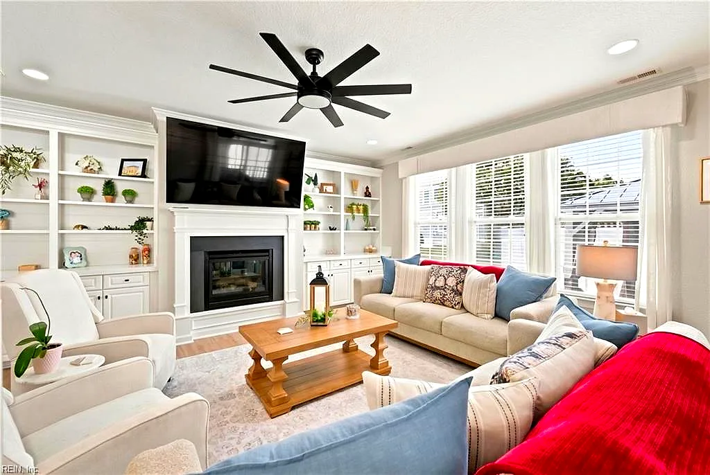 2082 Piedmont Rd, Suffolk — photo