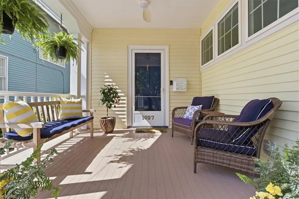 1027 Cambridge Cres, Norfolk — photo