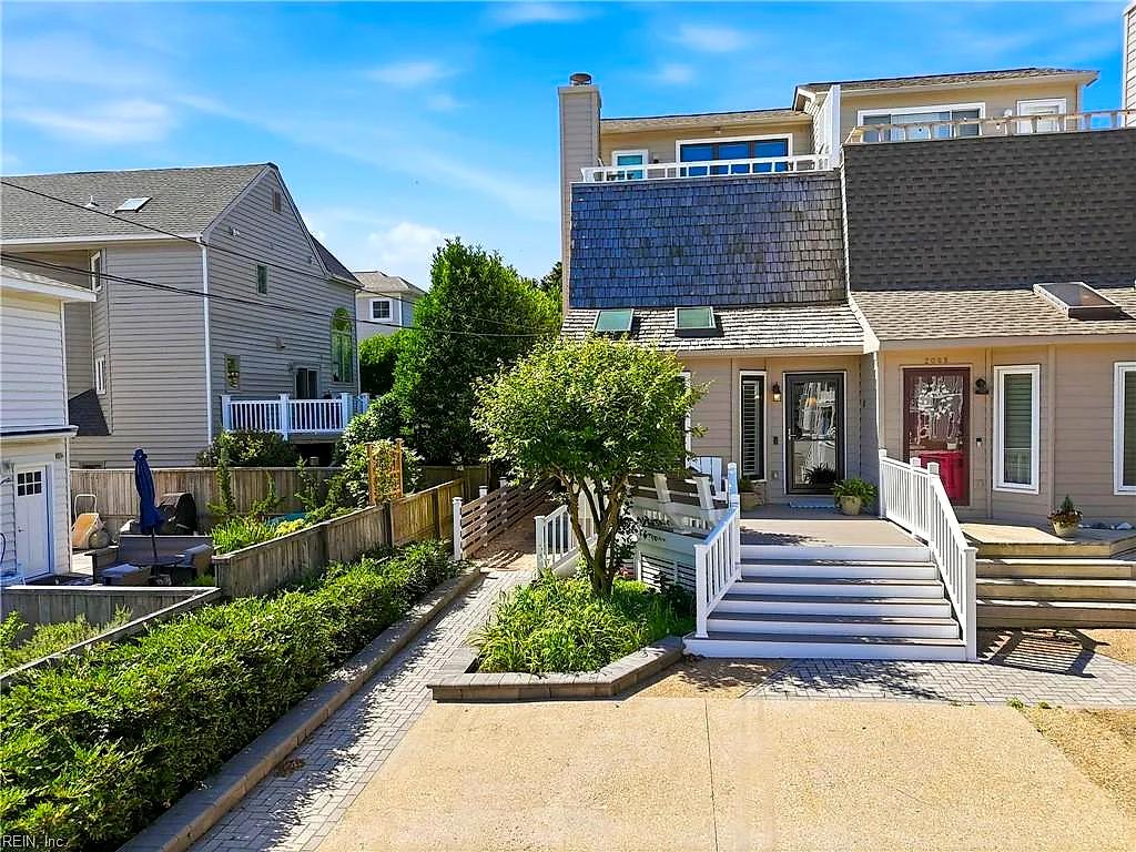 206 64th St #A, Virginia Beach — photo