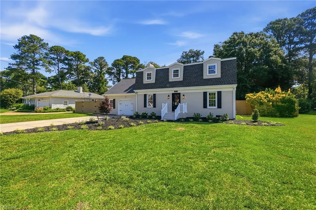 960 Lindsley DR, VIRGINIABEACH VA 23454