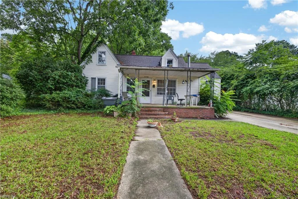 3748 Robin Hood RD, NORFOLK VA 23513