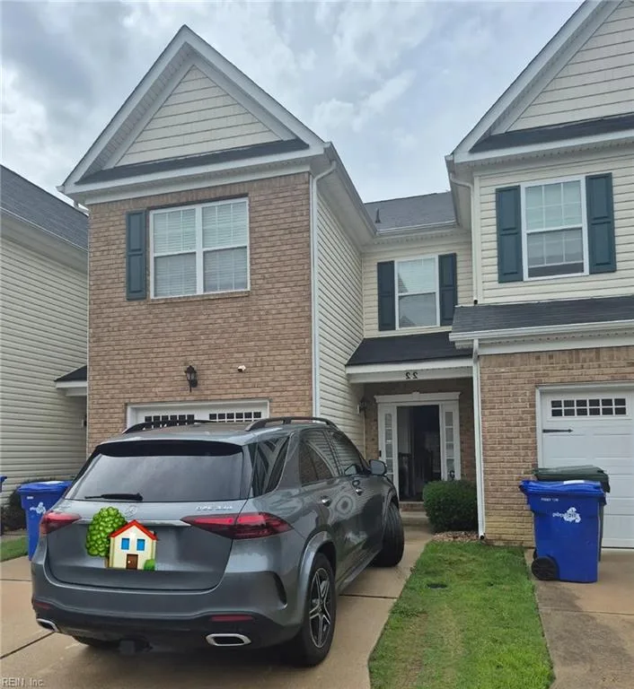 22 Frazier CT, HAMPTON VA 23666