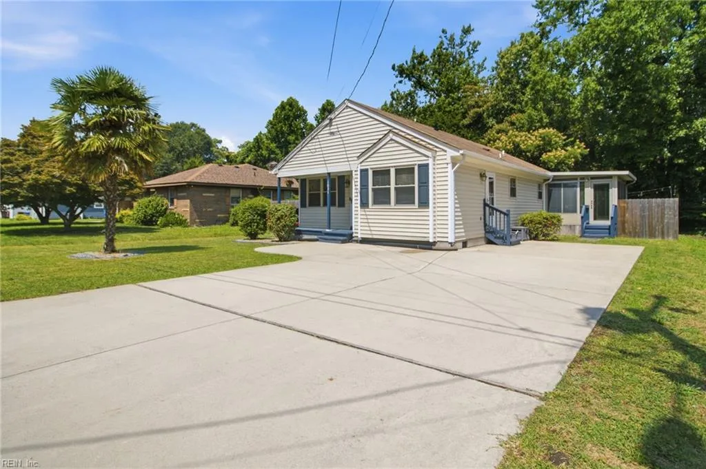 1031 Railroad Ave, Chesapeake — photo