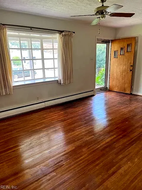 625 Beach View St, Norfolk — photo