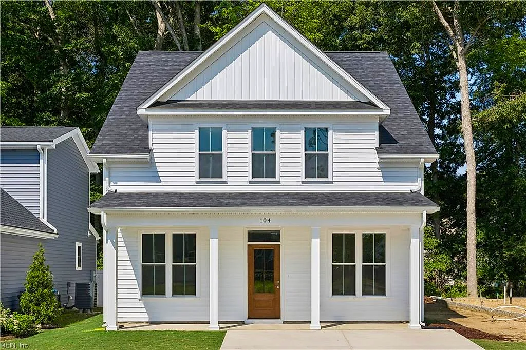 104 Blue Crab PT, POQUOSON VA 23662
