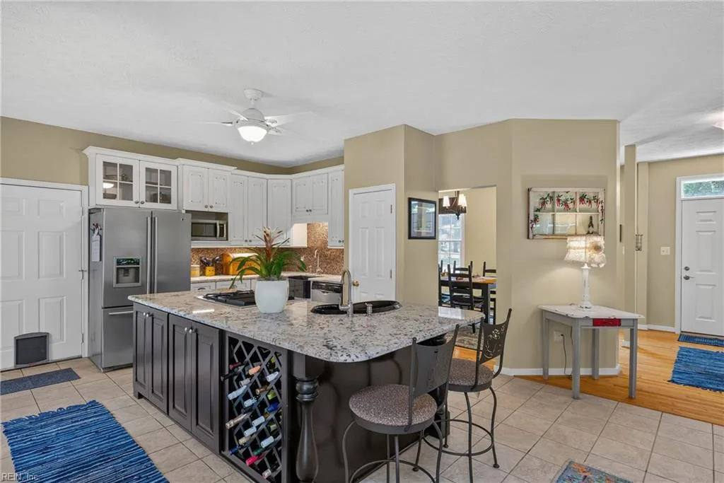 3350 Pointe Dr, Quinton — photo