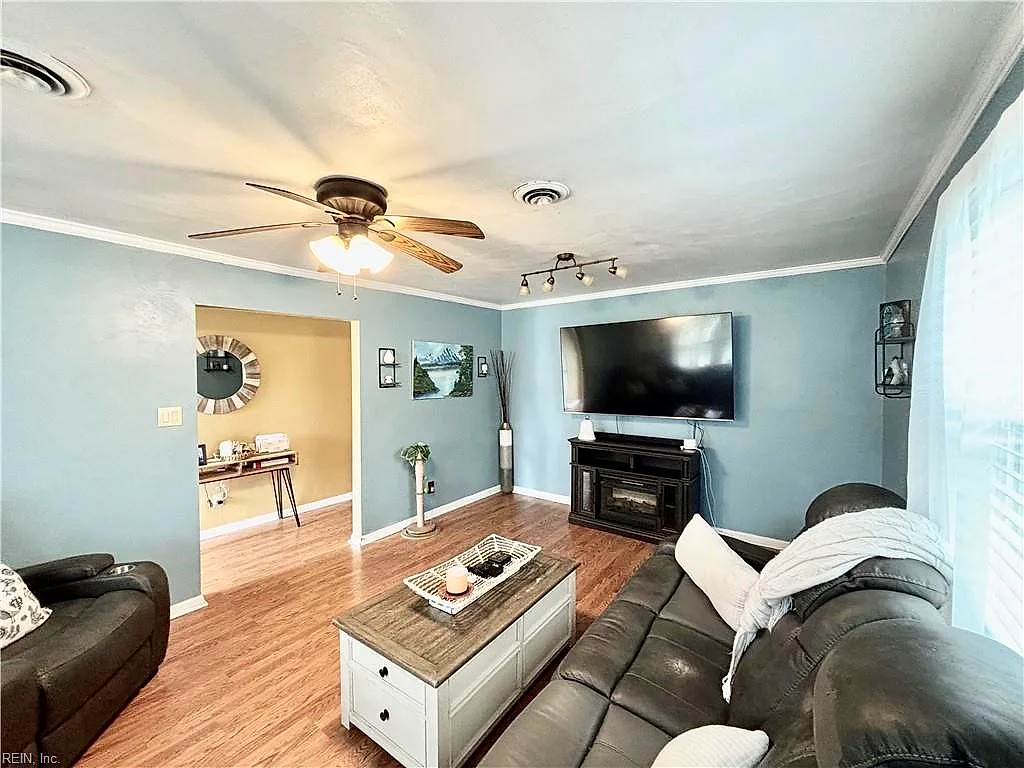 1508 Wood Ave, Chesapeake — photo