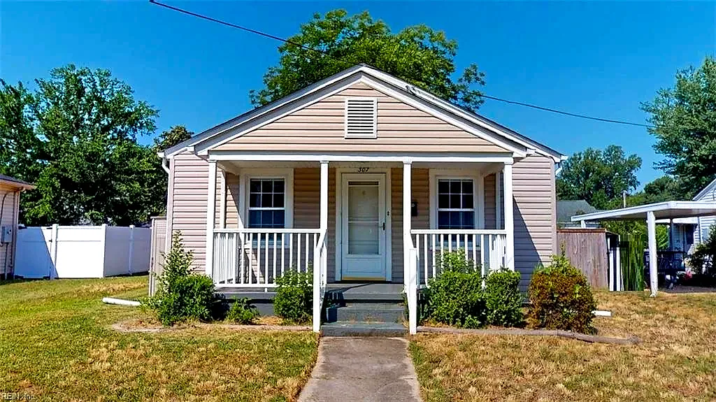 307 Elizabeth ST, SUFFOLK VA 23434