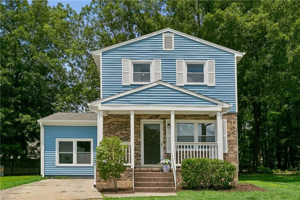 859 Cheyenne DR, NEWPORTNEWS VA 23608