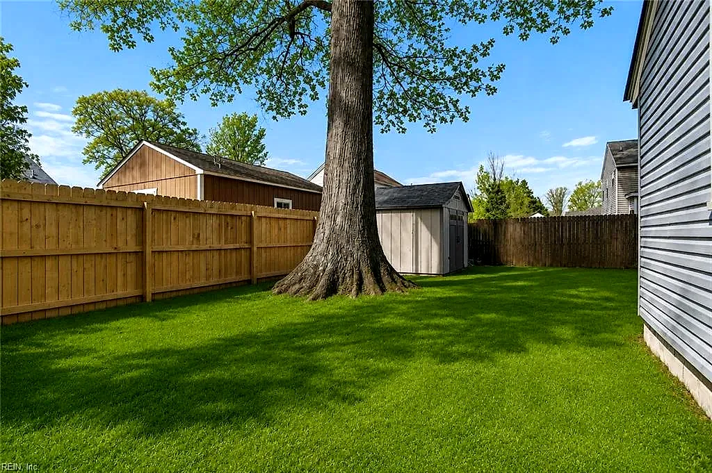 2041 Lockard Ave, Chesapeake — photo