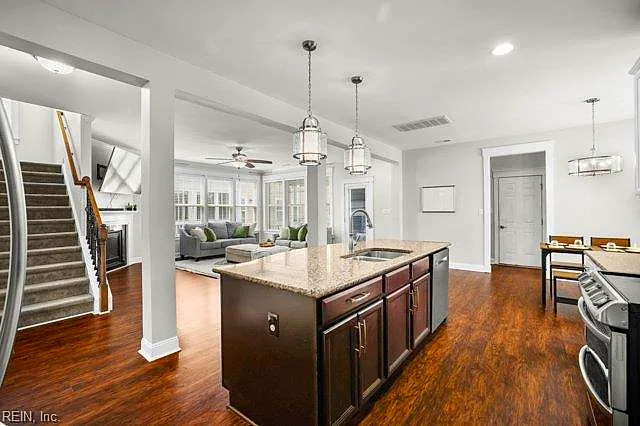 3320 Conservancy Dr, Chesapeake — photo