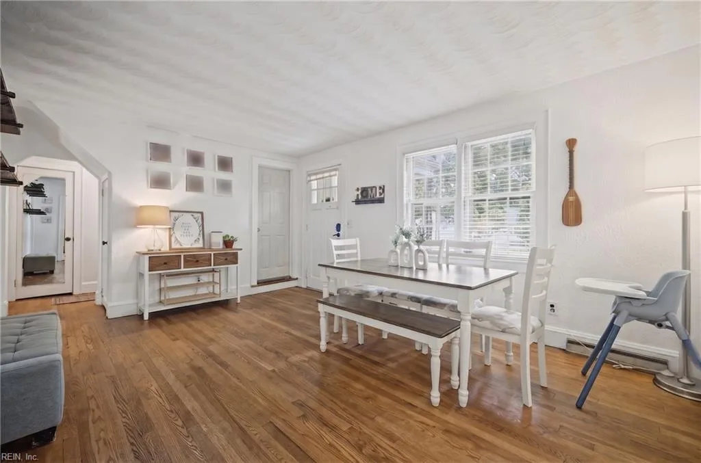 1417 Mary Ave, Norfolk — photo