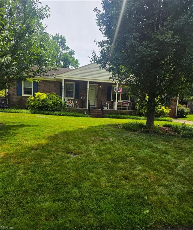 4020 Forresthills DR, PORTSMOUTH VA 23703