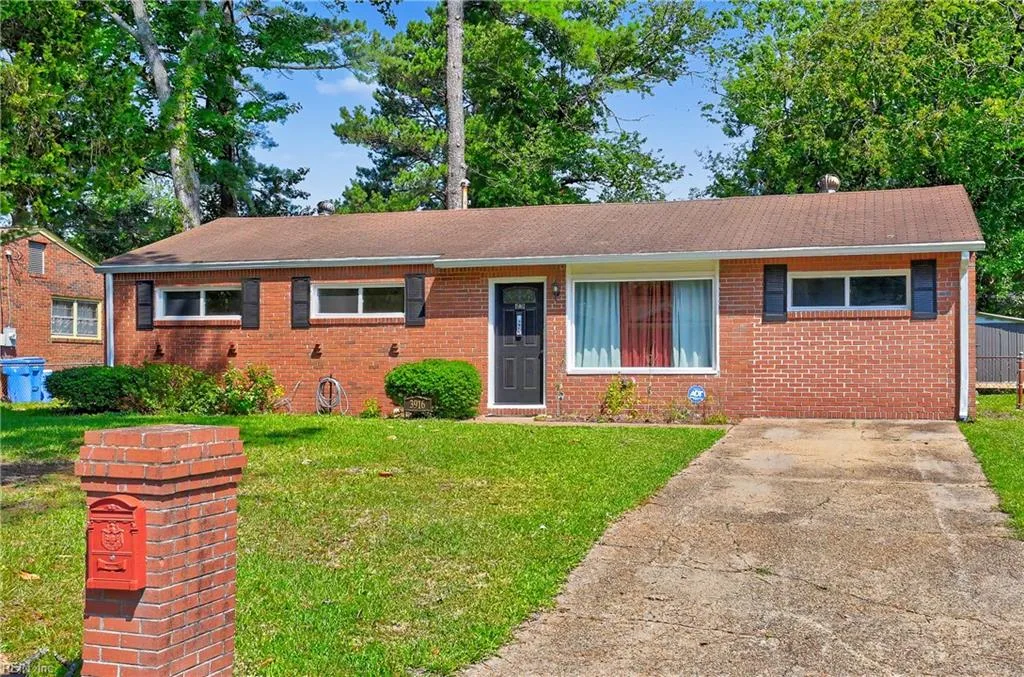 3916 Port RD, CHESAPEAKE VA 23321