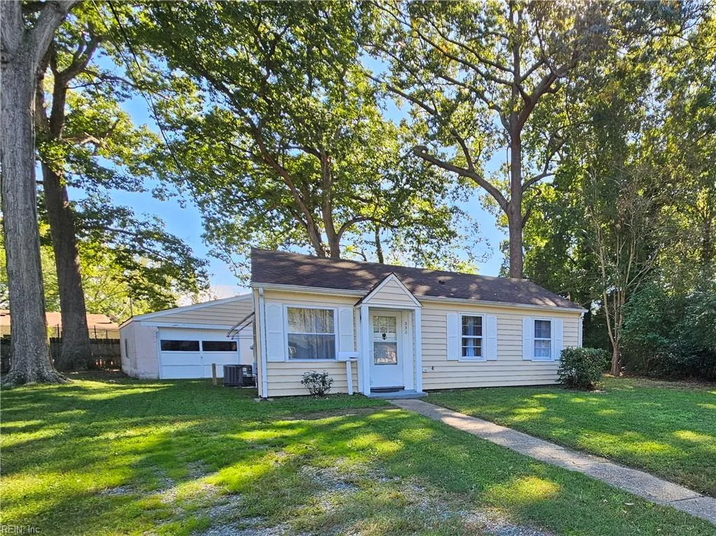 330 Shawen DR, HAMPTON VA 23669