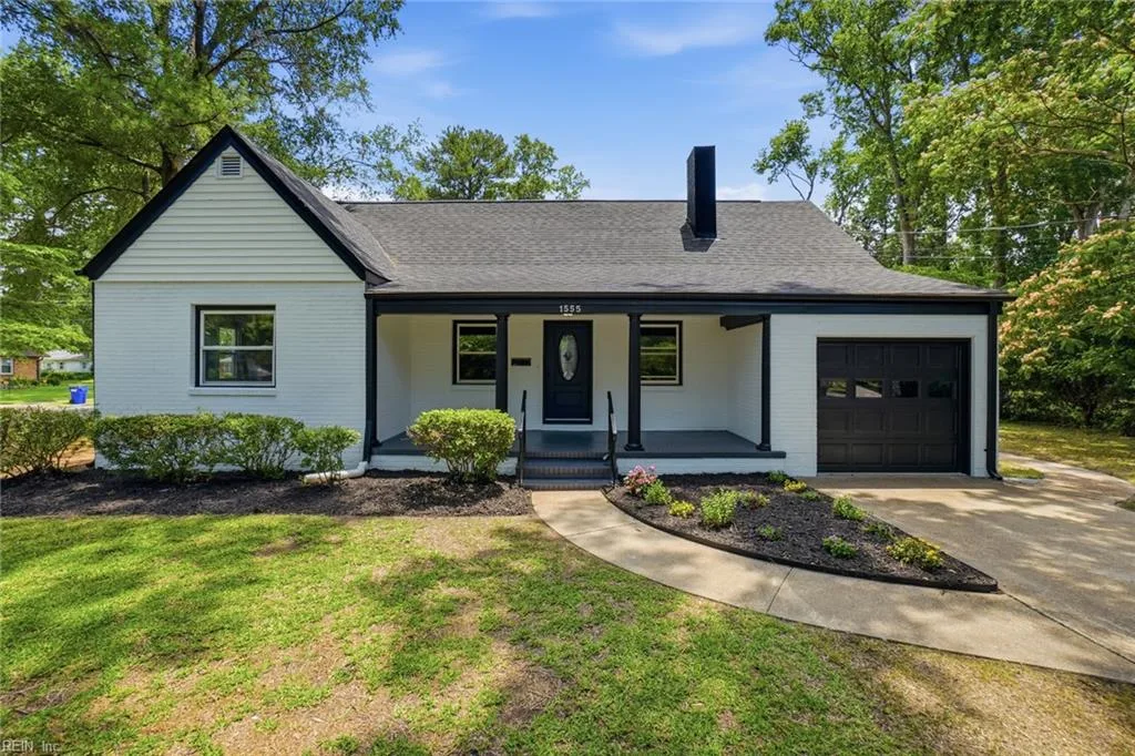 1555 Crane AVE, NORFOLK VA 23518