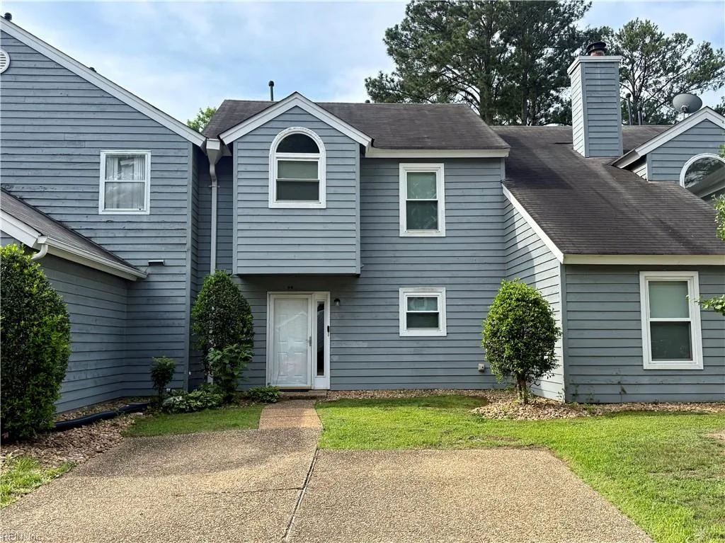 94 Madison CHSE, HAMPTON VA 23666