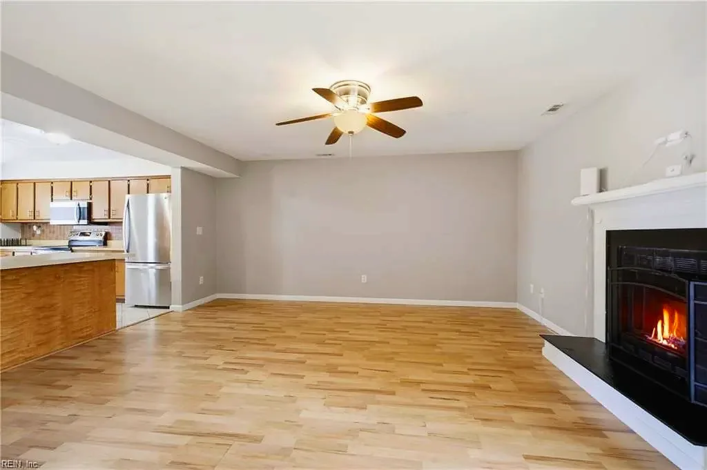 5475 Davis Way, Virginia Beach — photo