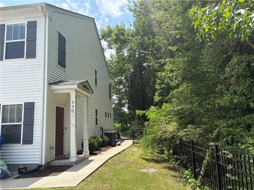 990 Jefferson ST, SUFFOLK VA 23434