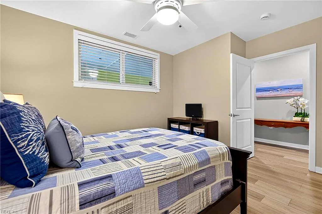 3700 Sandpiper Rd #221a, Virginia Beach — photo