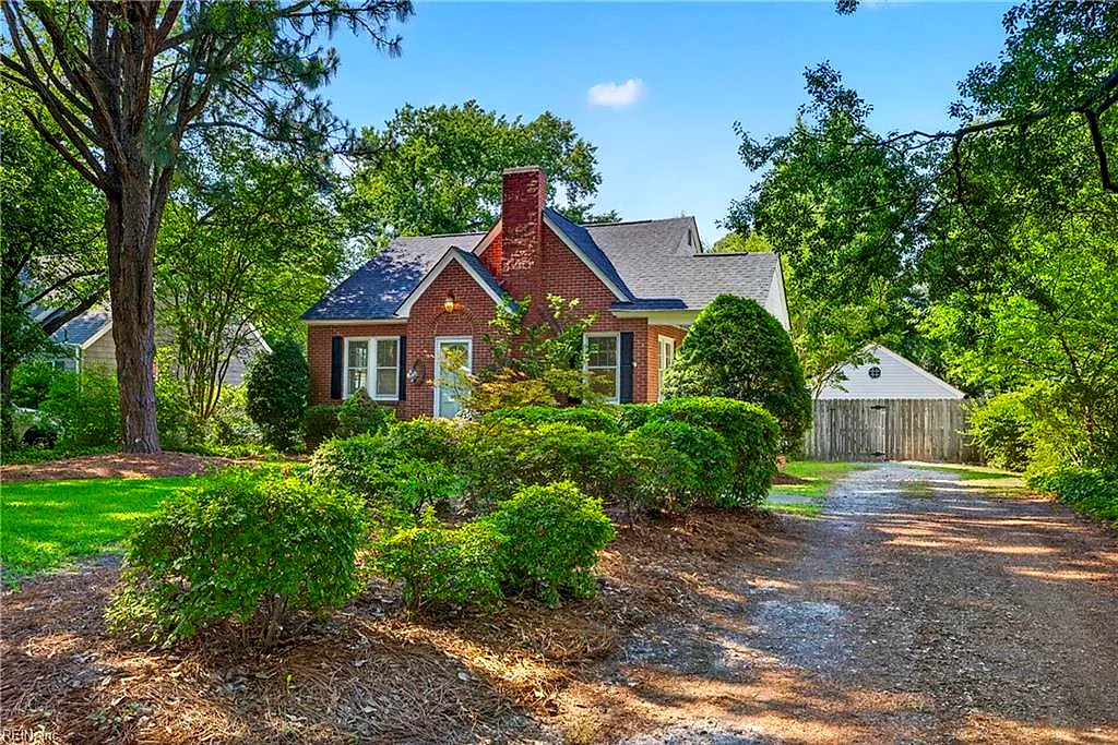 3906 Winchester Dr, Portsmouth — photo