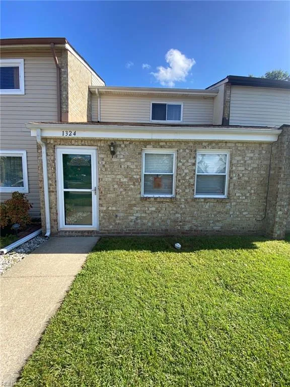 1324 Sierra DR, VIRGINIABEACH VA 23453