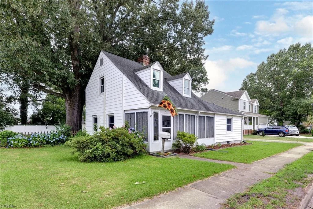 614 Main ST, NEWPORTNEWS VA 23605