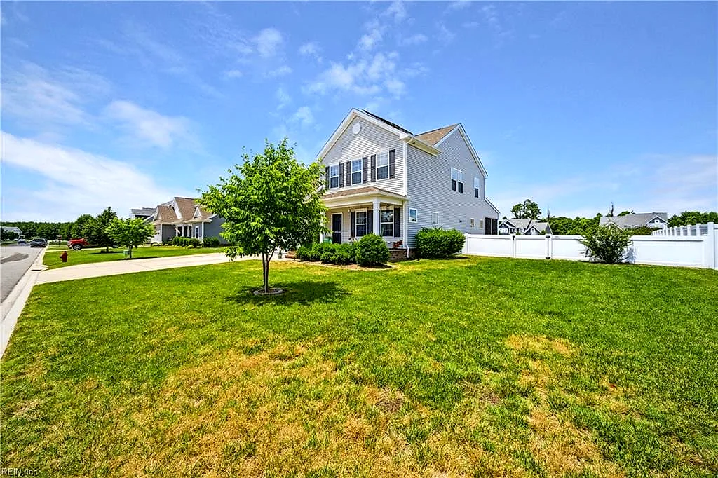 105 National Ct, Moyock — photo