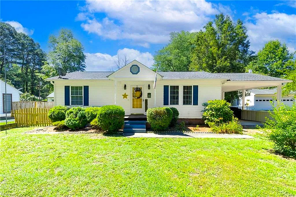 401 Sanders Landing Rd, North — photo