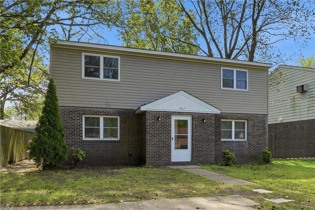 9554 Lakeside DR, NORFOLK VA 23503