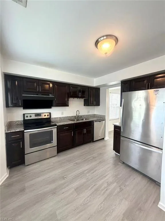 1107 Clear Springs RD, VIRGINIABEACH VA 23464