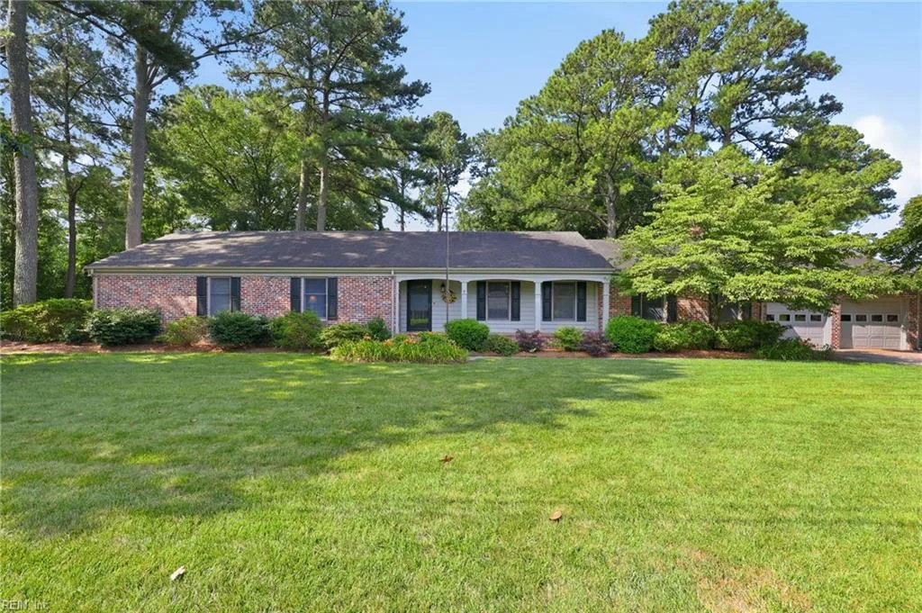 4305 Delray DR, VIRGINIABEACH VA 23455