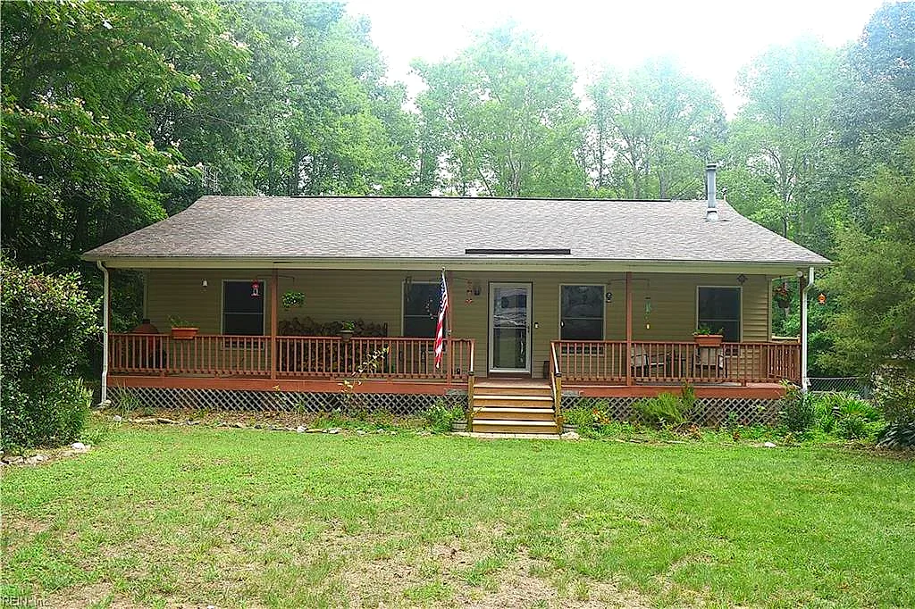9269 Whispering Pines TRL, WINDSOR VA 23487