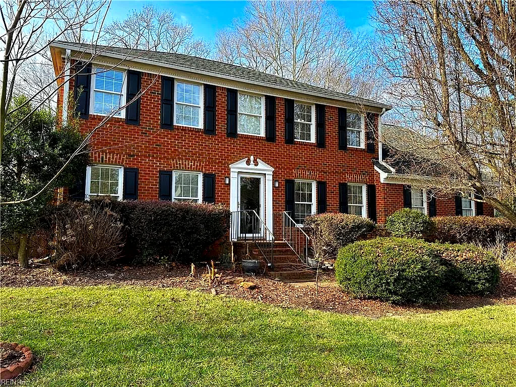 1704 Eagle Hill Dr, Chesapeake — photo