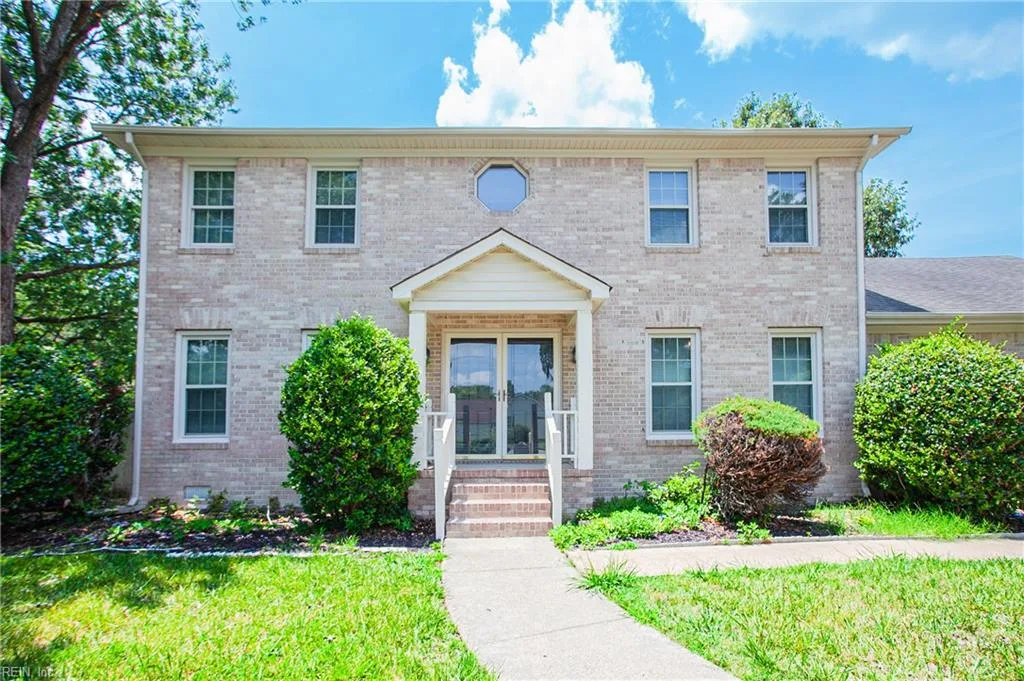 1513 Narbonne CT, VIRGINIABEACH VA 23456