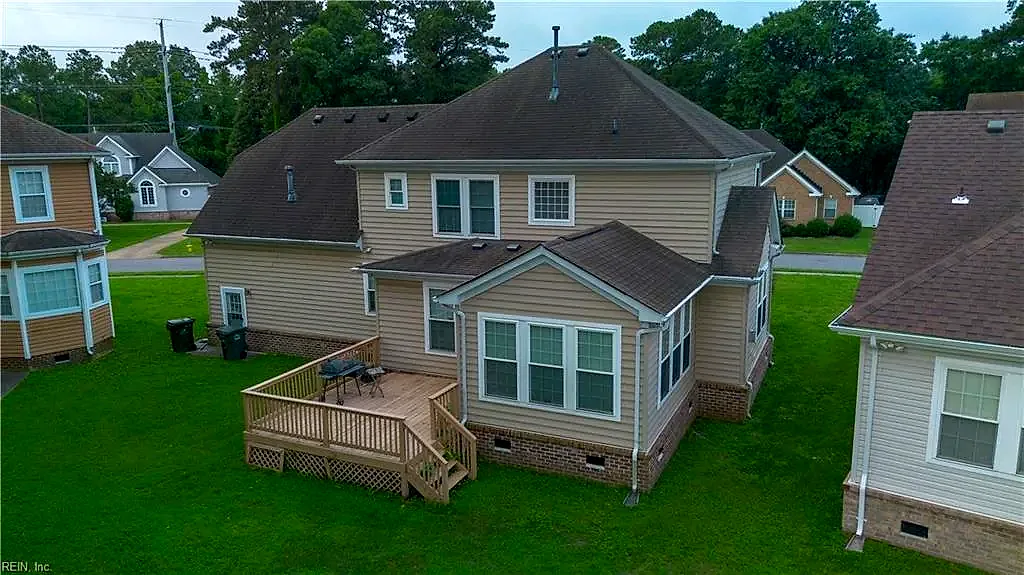 3172 S Stonebridge Dr, Norfolk — photo