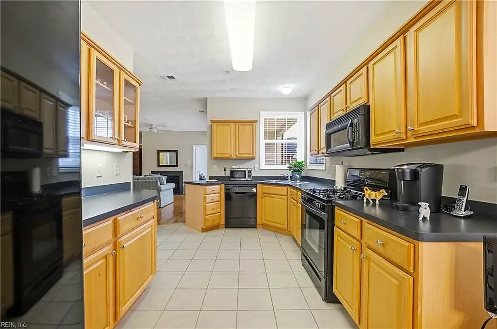 2811 Crescent Moon Ct, Virginia Beach — photo