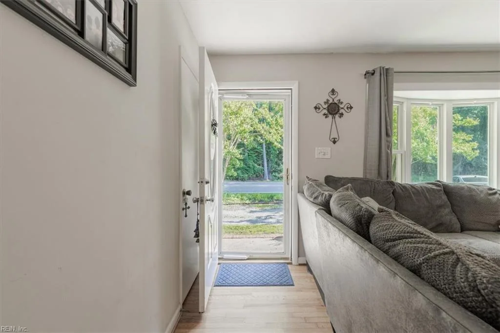 702 Seaford Rd, Seaford — photo