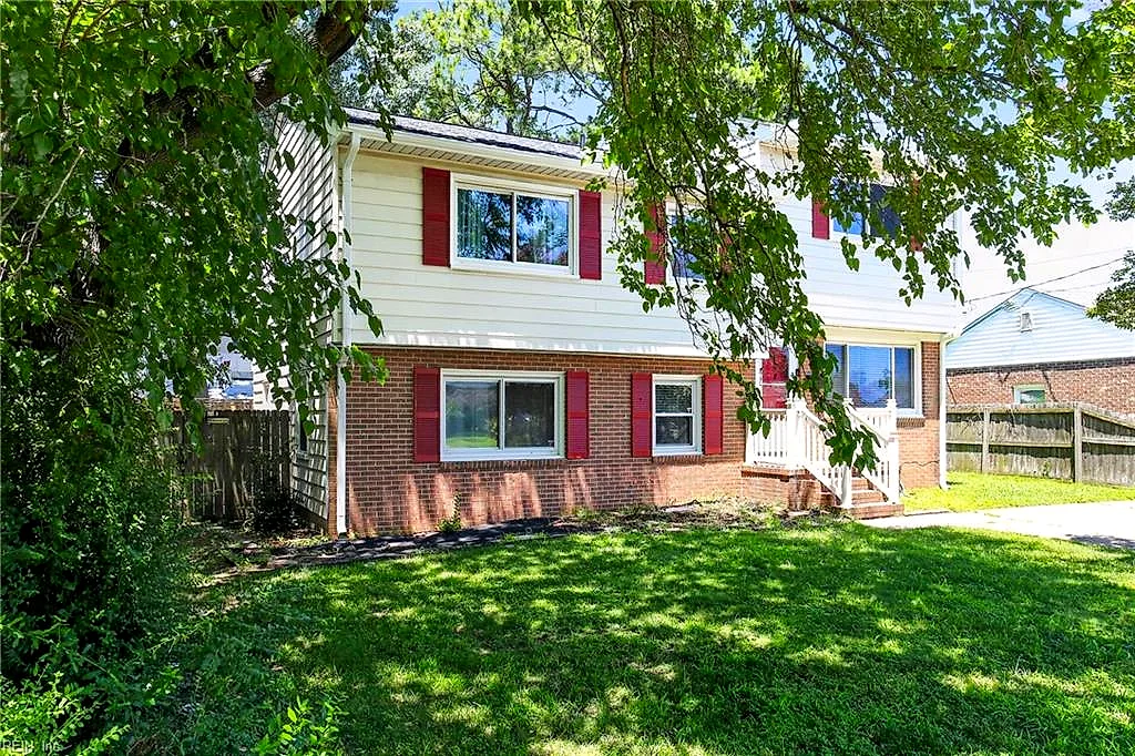 1527 Grove St, Hampton — photo