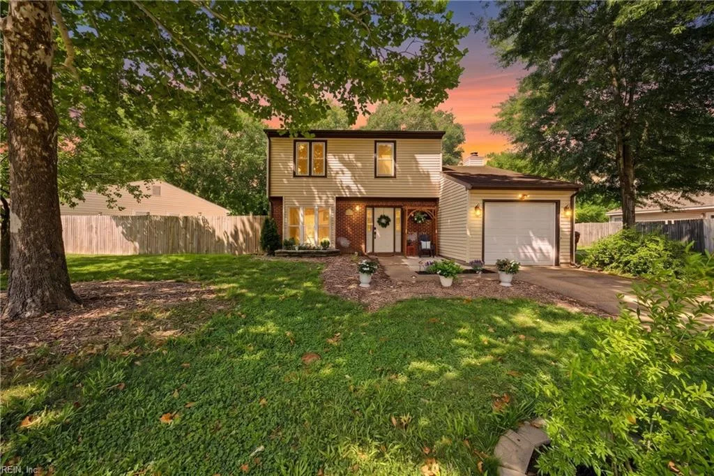 1001 S Scarlet Oak CT, CHESAPEAKE VA 23320