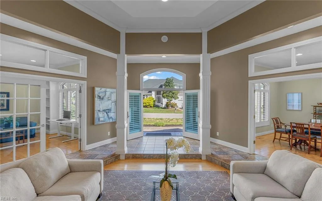 501 Croatan Hills Dr, Virginia Beach — photo