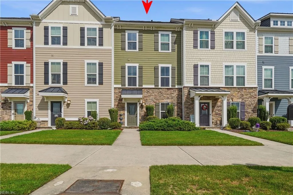 669 Mill Creek PW, CHESAPEAKE VA 23323
