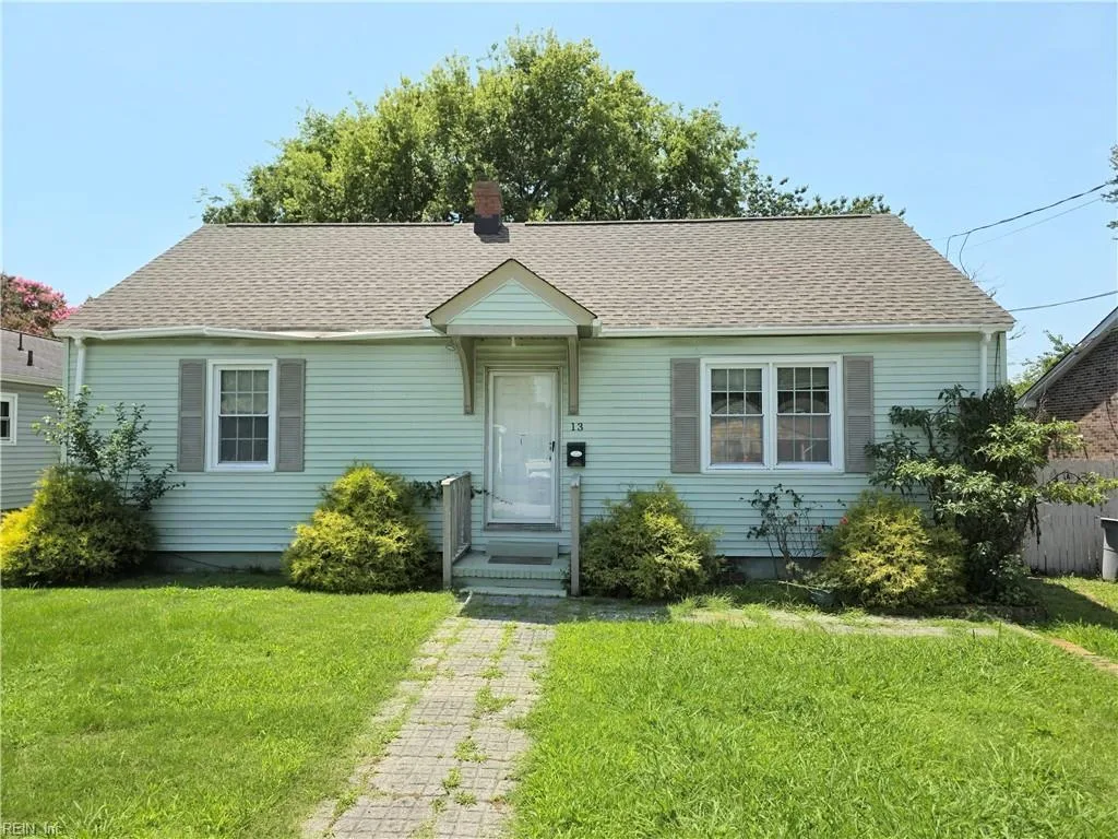 13 N Cypress ST, HAMPTON VA 23669