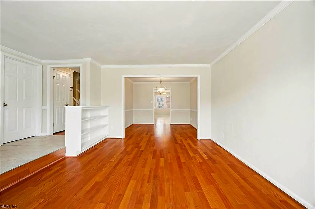 5329 Kindlewood Dr, Virginia Beach — photo