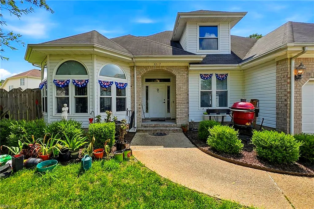 3217 Marengo DR, VIRGINIA BEACH VA 23456
