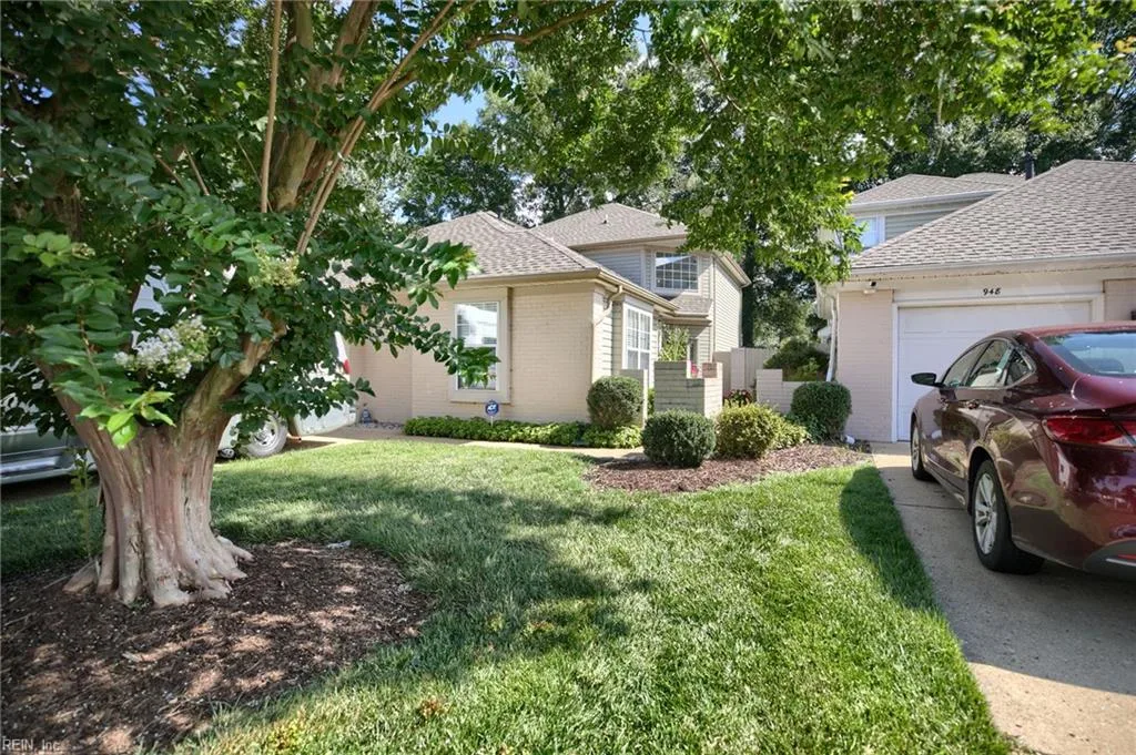 946 Nicklaus DR, NEWPORTNEWS VA 23602