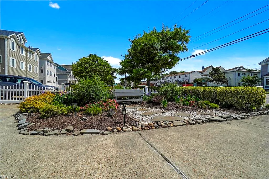 262 W Ocean View Ave, Norfolk — photo