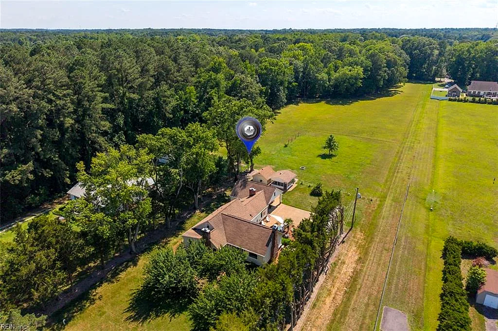 707 Waterview RD, YORKTOWN VA 23692