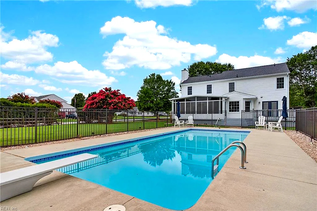 200 Winchester PL, SMITHFIELD VA 23430