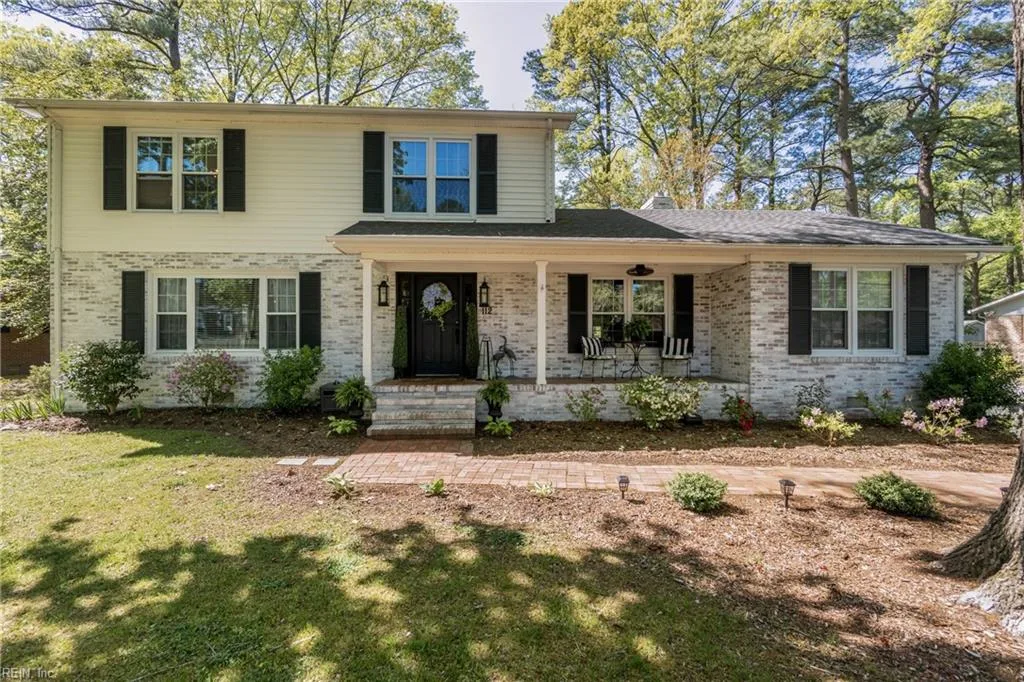 112 Earl ST, SEAFORD VA 23696